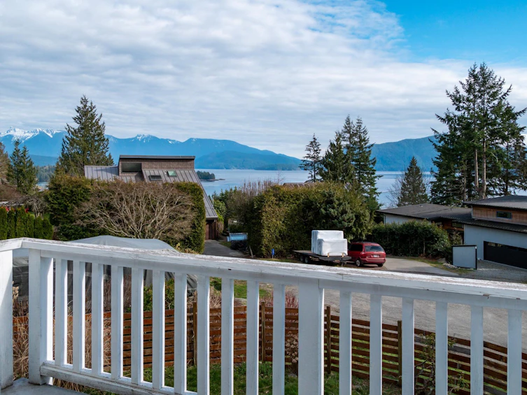 170 Pike Road, Gibsons, BC, V0N 1V6 - 5