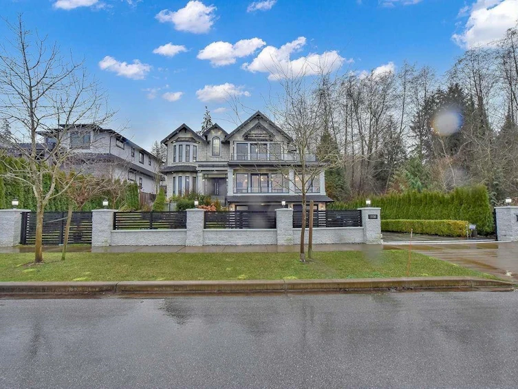 16638 31b Avenue, Surrey, BC, V3Z 0P9 - 2