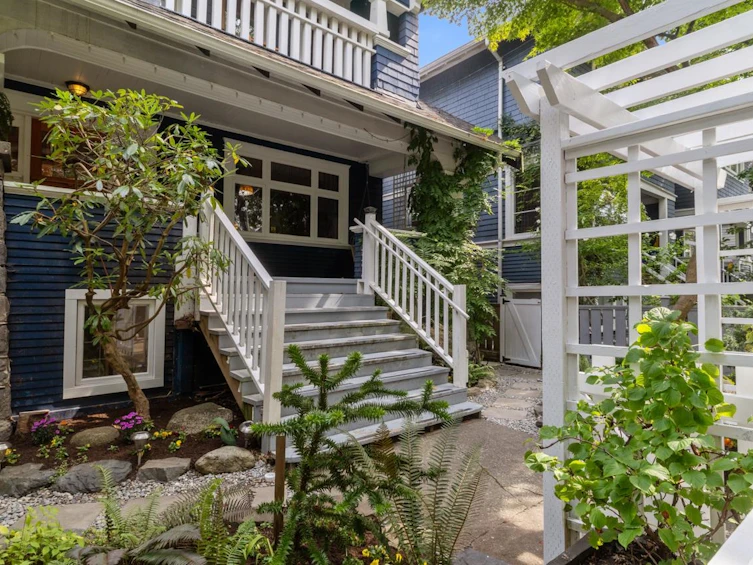 2220 Stephens Street, Vancouver, BC, V6K 3W6 - 4