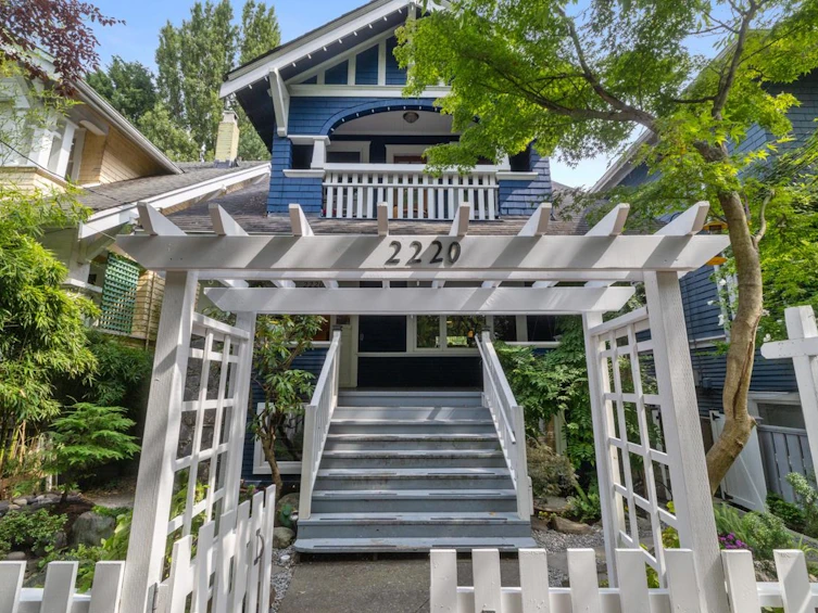2220 Stephens Street, Vancouver, BC, V6K 3W6 - 3