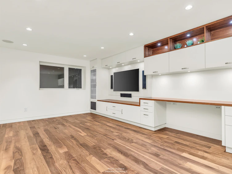 534 E 29th Avenue, Vancouver, BC, V5V 2R9 - 36