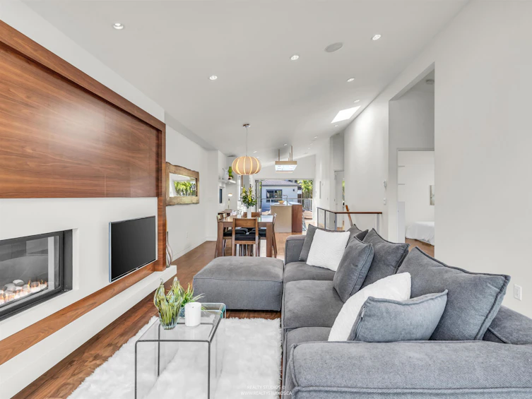 534 E 29th Avenue, Vancouver, BC, V5V 2R9 - 11