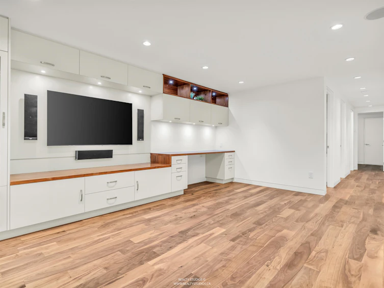 534 E 29th Avenue, Vancouver, BC, V5V 2R9 - 37