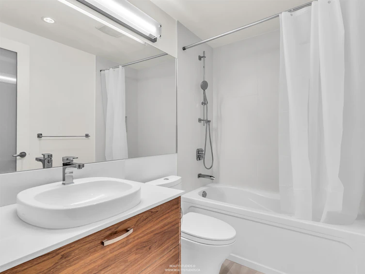 534 E 29th Avenue, Vancouver, BC, V5V 2R9 - 33