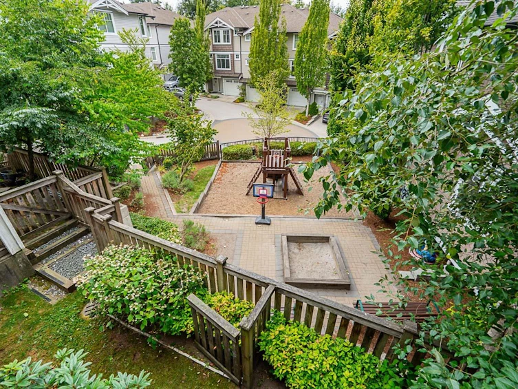 33-14356 63a Avenue, Surrey, BC, V3X 0E3 - 14
