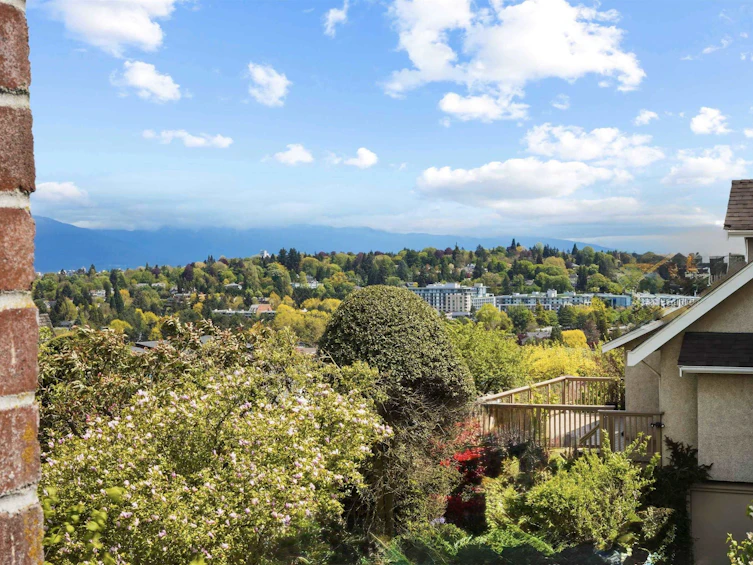 2805 W 30th Avenue, Vancouver, BC, V6L 1Z1 - 6
