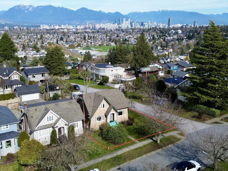 2805 W 30th Avenue, Vancouver BC V6L 1Z1