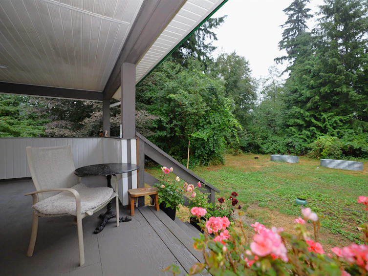 1161 Rosamund Road, Gibsons, BC, V0N 1V3 - 12