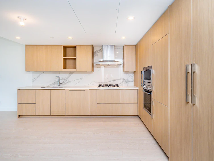 611-13778 100 Avenue, Surrey, BC, V3T 0V3 - 8