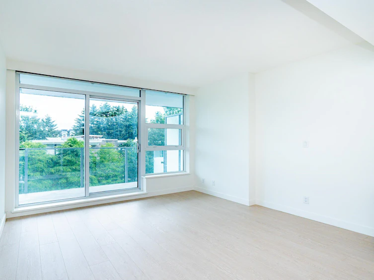 611-13778 100 Avenue, Surrey, BC, V3T 0V3 - 13