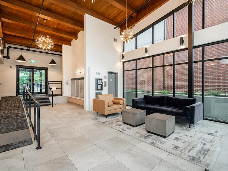 608-3528 146a Street, Surrey, BC, V4P 0H4 - 3