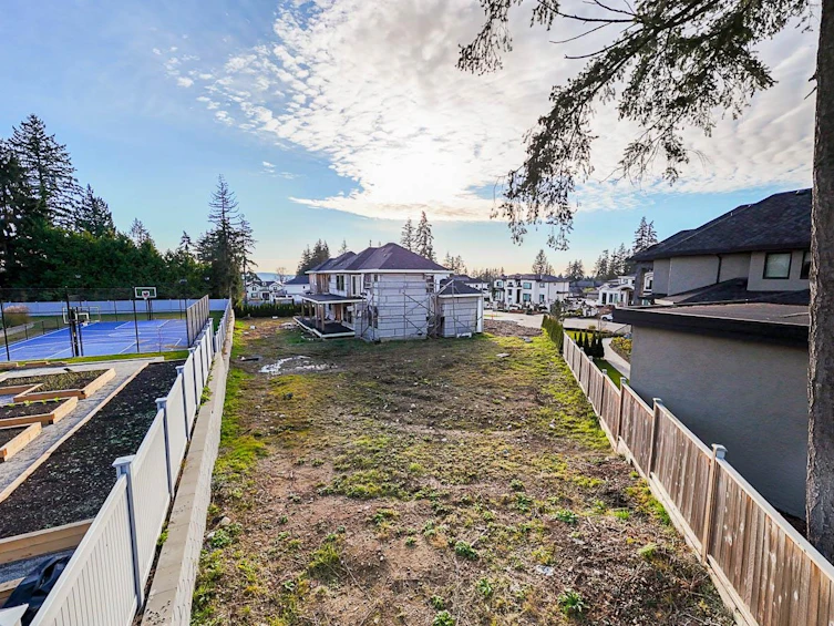 5758 131a Street, Surrey, BC, V3X 0K2 - 16
