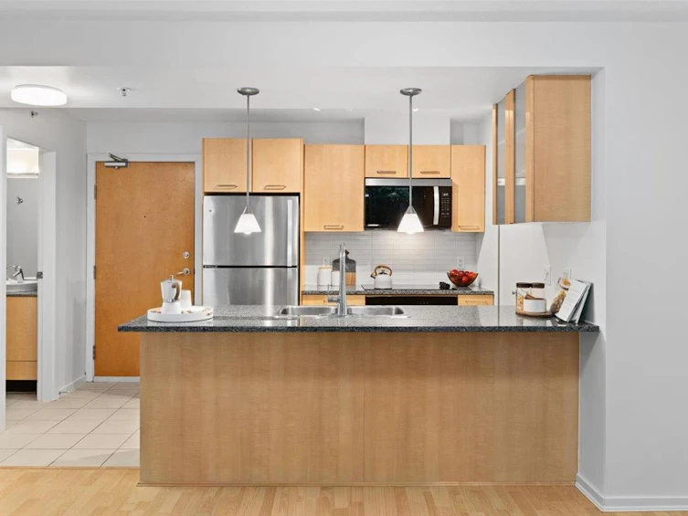 203-1155 Seymour Street, Vancouver, BC, V6B 1K2 - 5