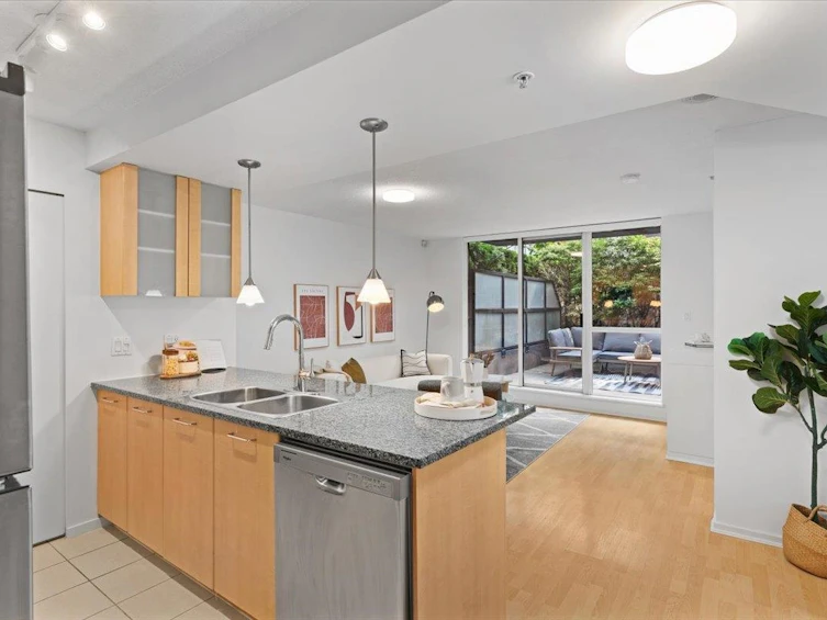 203-1155 Seymour Street, Vancouver, BC, V6B 1K2 - 8
