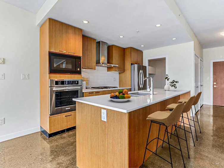805-221 Union Street, Vancouver, BC, V6A 0B4 - 11