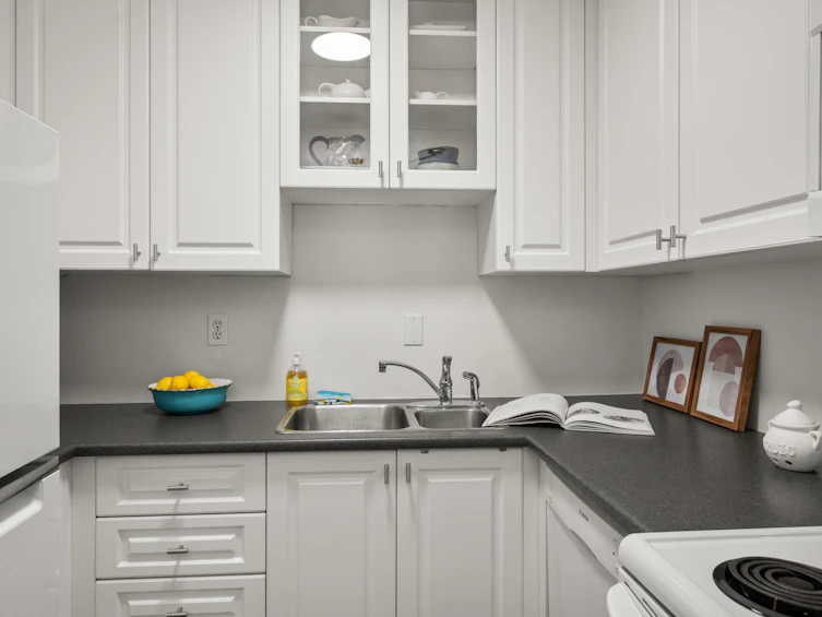 207-1930 W 3rd Avenue, Vancouver, BC, V6J 1L1 - 17