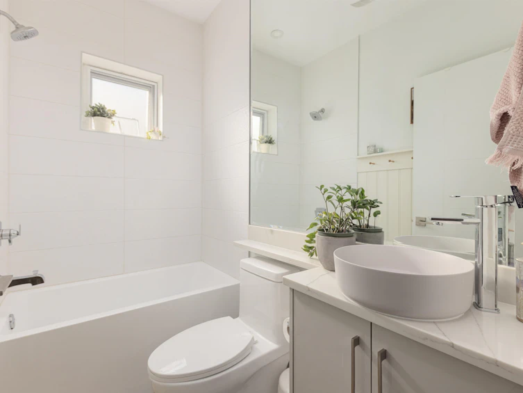 2055 Venables Street, Vancouver, BC, V5L 2J1 - 22