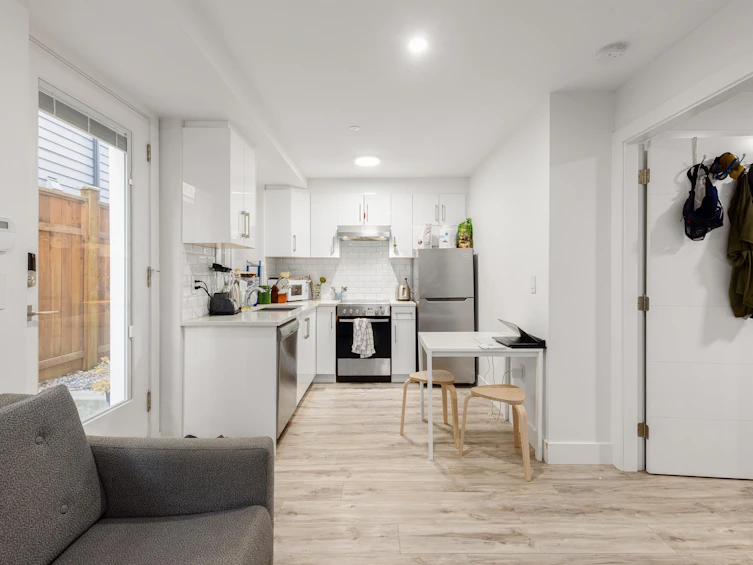 2055 Venables Street, Vancouver, BC, V5L 2J1 - 23