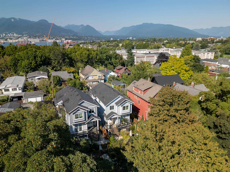 2055 Venables Street, Vancouver, BC, V5L 2J1 - 28