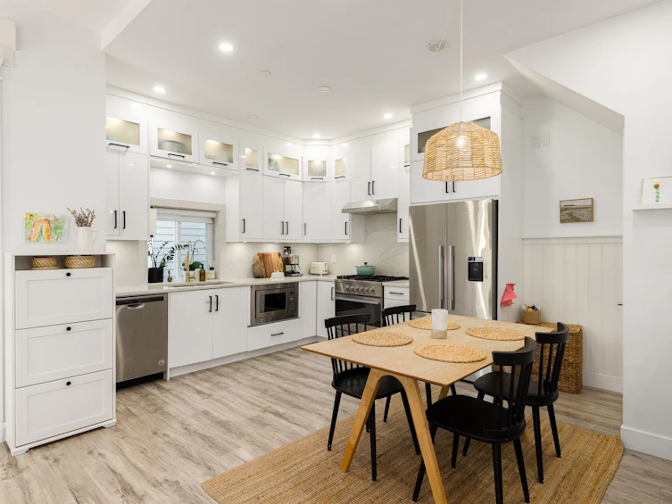 2055 Venables Street, Vancouver, BC, V5L 2J1 - 5