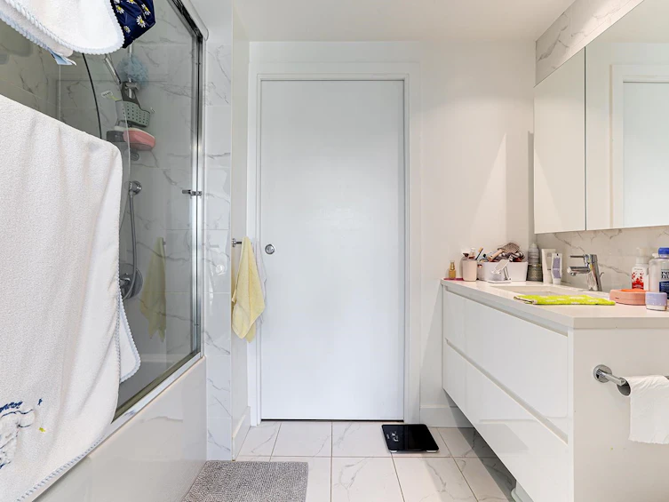 403-8181 Chester Street, Vancouver, BC, V5X 0J9 - 14