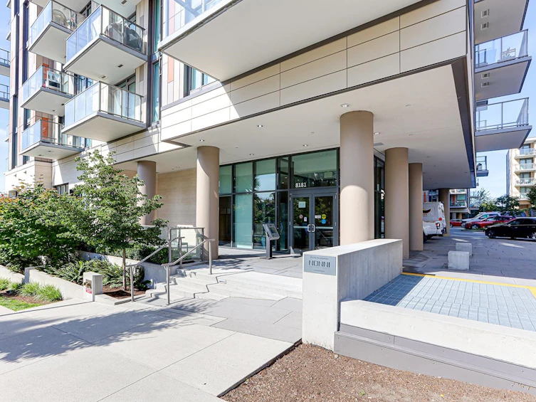 403-8181 Chester Street, Vancouver, BC, V5X 0J9 - 2