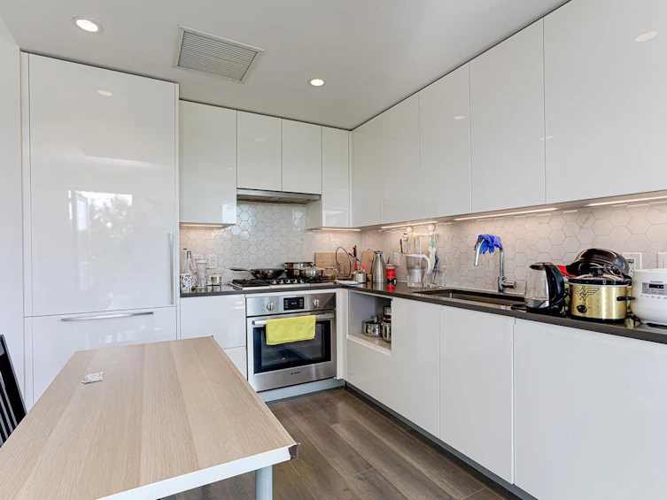 403-8181 Chester Street, Vancouver, BC, V5X 0J9 - 6