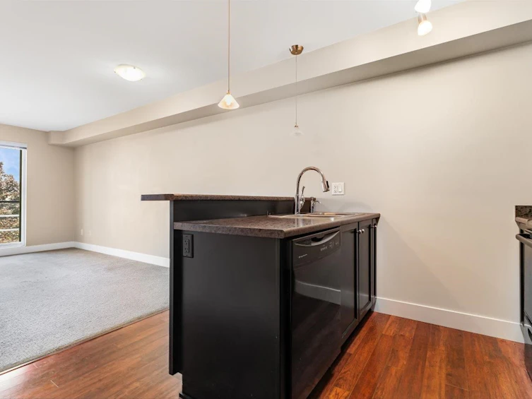 311-30525 Cardinal Avenue, Abbotsford, BC, V2T 0A8 - 6