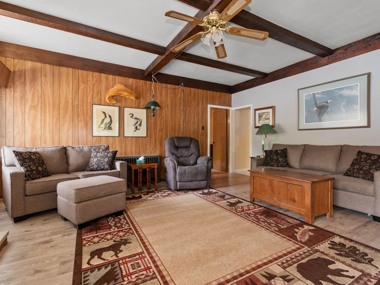 345 Balsam Street, Cultus Lake, BC, V2R 4Y8 - 12