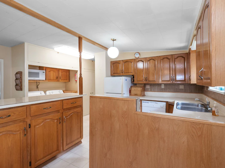 345 Balsam Street, Cultus Lake, BC, V2R 4Y8 - 10
