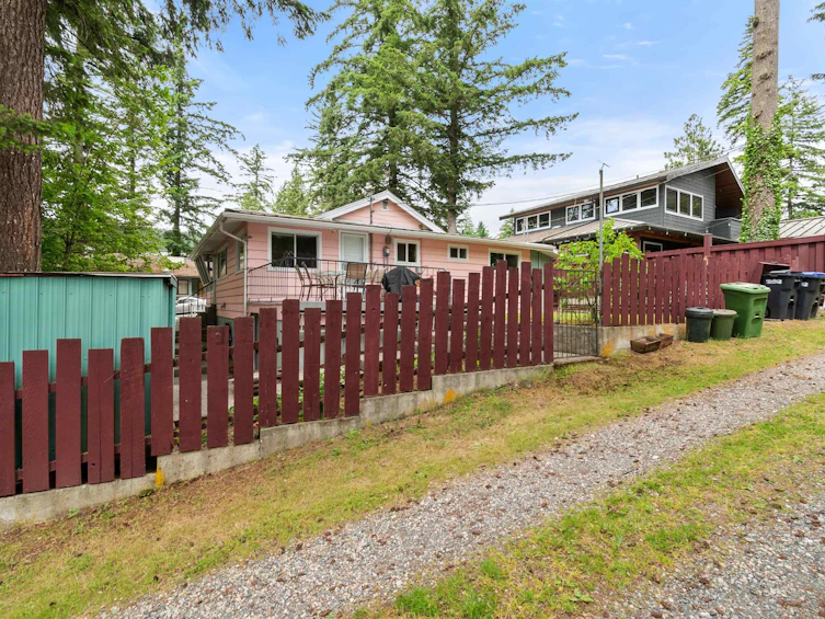 345 Balsam Street, Cultus Lake, BC, V2R 4Y8 - 28