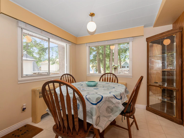 345 Balsam Street, Cultus Lake, BC, V2R 4Y8 - 15