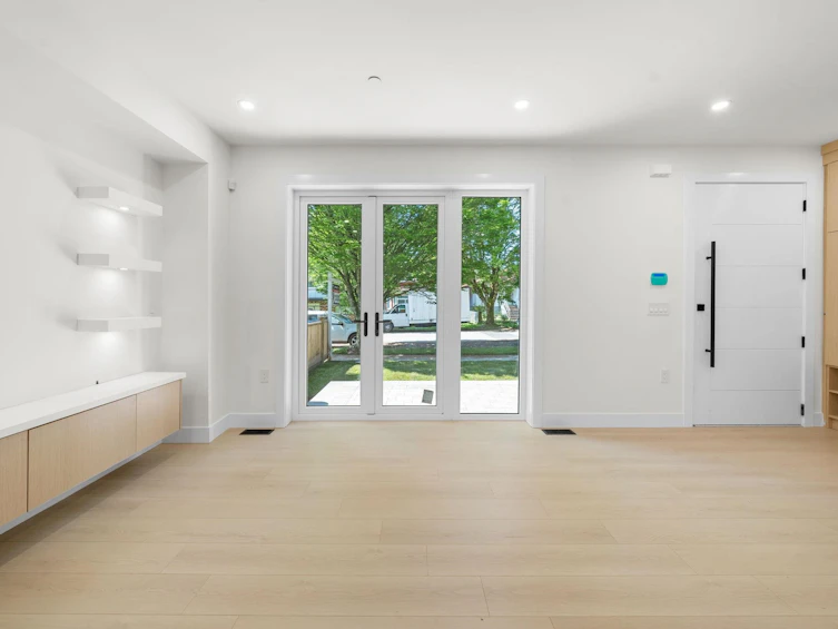 3425 Archimedes Street, Vancouver, BC, V5R 4W4 - 7