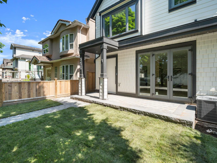 3425 Archimedes Street, Vancouver, BC, V5R 4W4 - 38