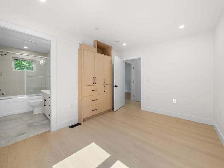 3425 Archimedes Street, Vancouver, BC, V5R 4W4 - 25