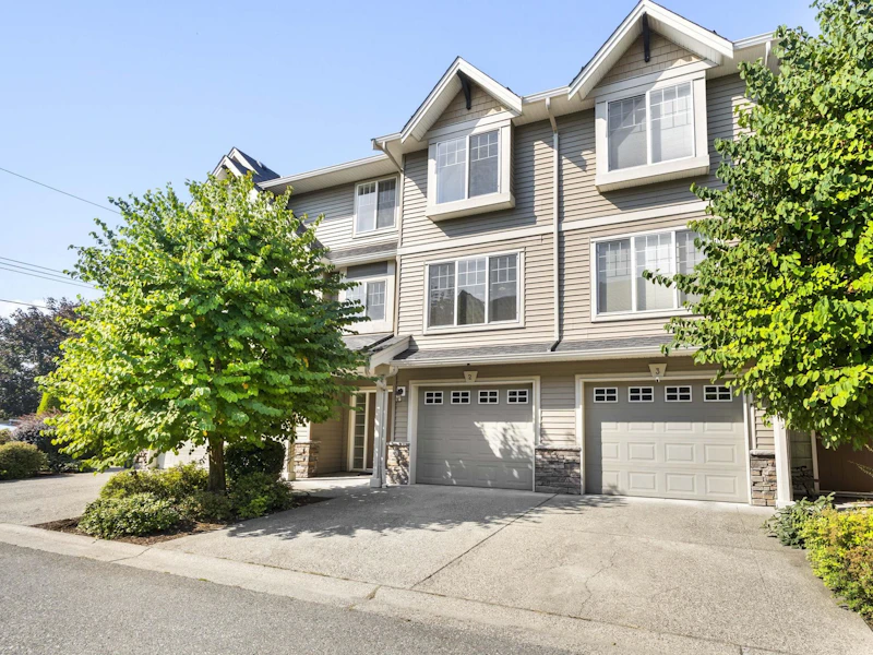 2 - 9232 Woodbine Street, Chilliwack BC V2P 5S8