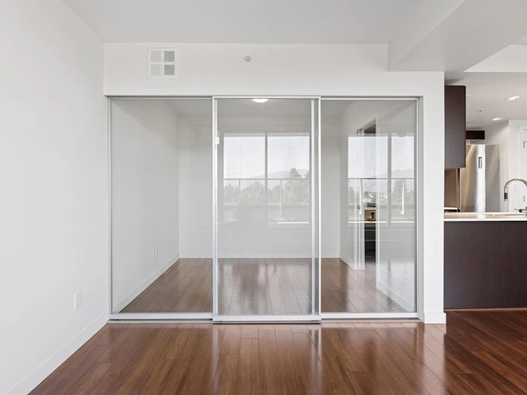 810-4818 Eldorado Mews, Vancouver, BC, V5R 0B3 - 5