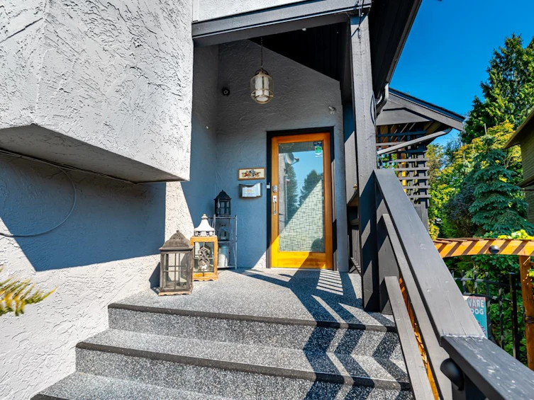 2674 Sparrow Court, Coquitlam, BC, V3E 1G9 - 2