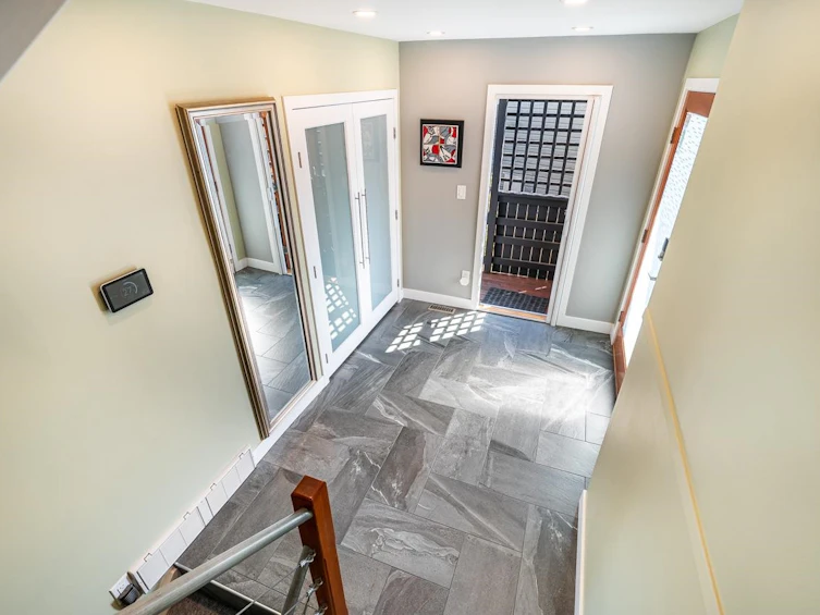 2674 Sparrow Court, Coquitlam, BC, V3E 1G9 - 4