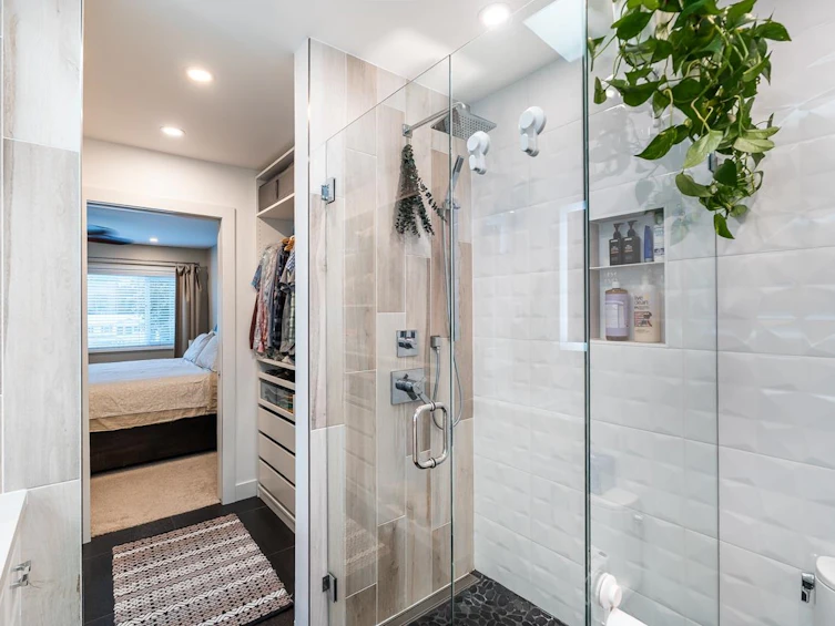 2674 Sparrow Court, Coquitlam, BC, V3E 1G9 - 25