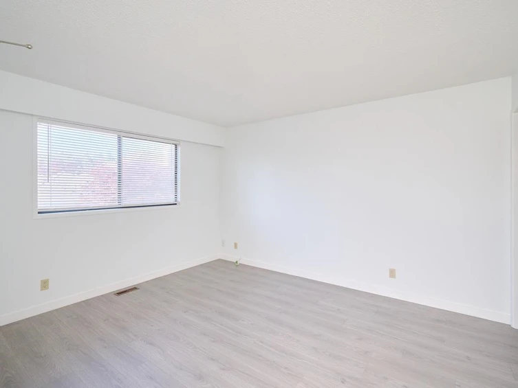 14323 18 Avenue, Surrey, BC, V4A 7K1 - 20