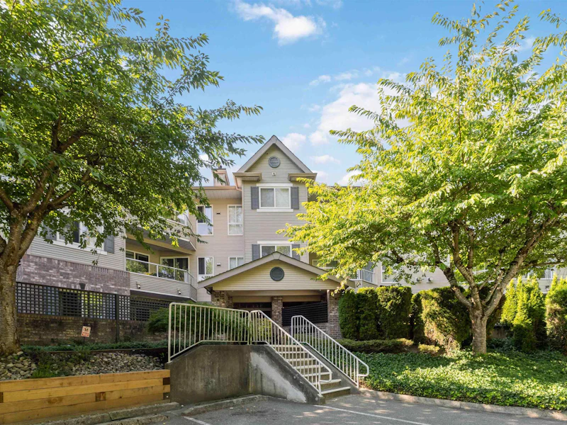 105 - 16137 83rd Avenue, Surrey BC V4N 0N1