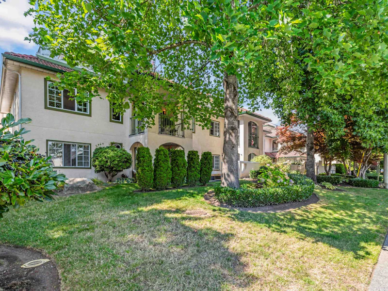 202 - 1447 Best Street, Surrey BC V4B 4E5