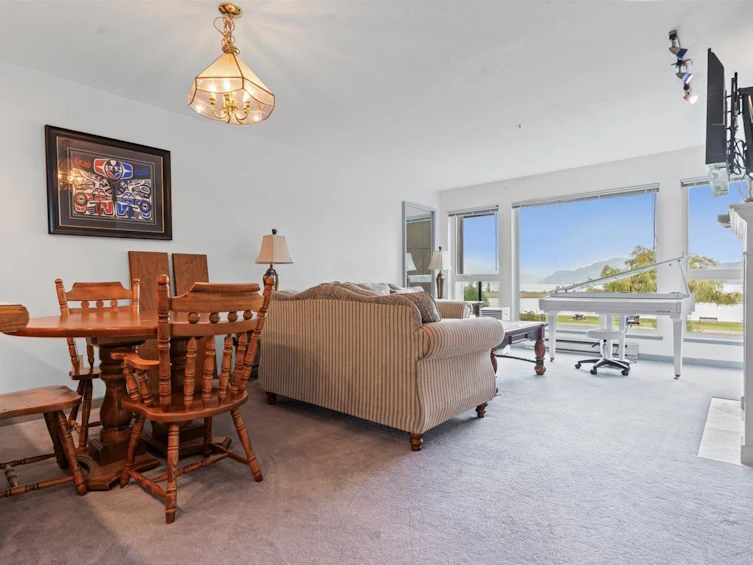 209-378 Esplanade Avenue, Harrison Hot Springs, BC, V0M 1A3 - 13