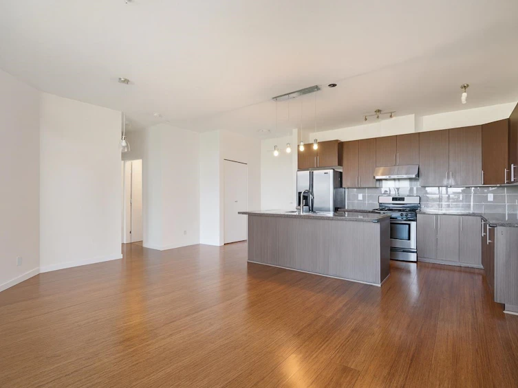 206-6233 London Road, Richmond, BC, V7E 3S3 - 8