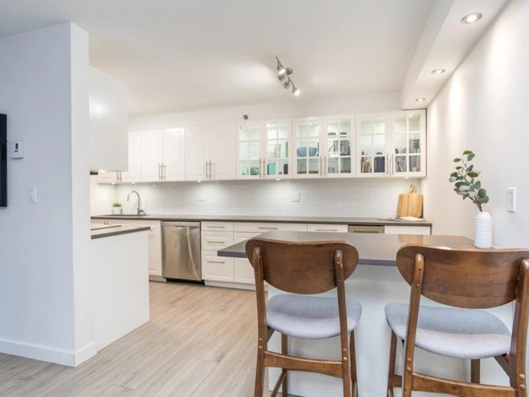 105-825 E 7th Avenue, Vancouver, BC, V5T 1P4 - 10