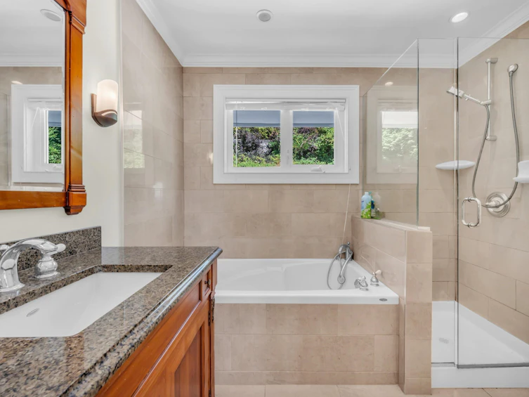 2030 Russet Way, West Vancouver, BC, V7V 3B4 - 22