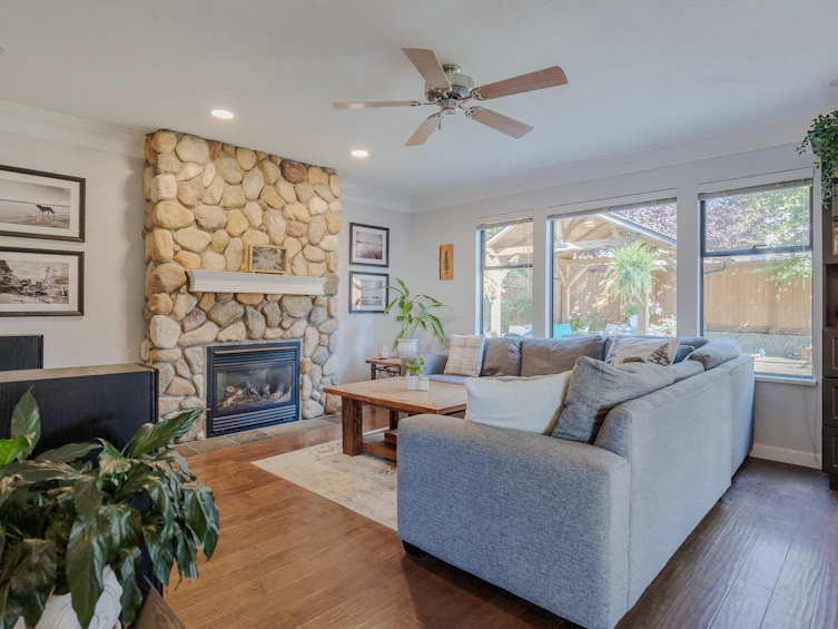 19009 59a Avenue, Surrey, BC, V3S 7W5 - 10