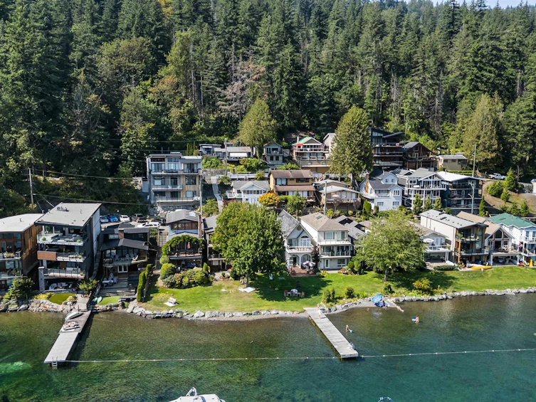 312 Munroe Avenue, Cultus Lake, BC, V2R 5A2 - 39