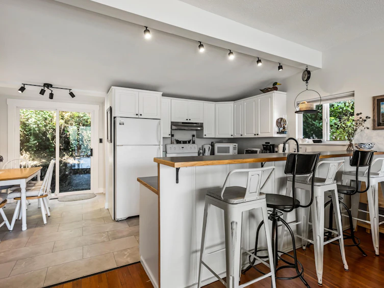 312 Munroe Avenue, Cultus Lake, BC, V2R 5A2 - 20